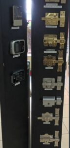 Smart lock instalado en puerta Getafe